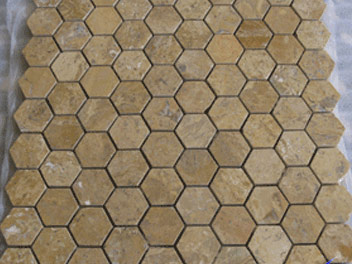 Jaune carreaux de mosaïque de marbre